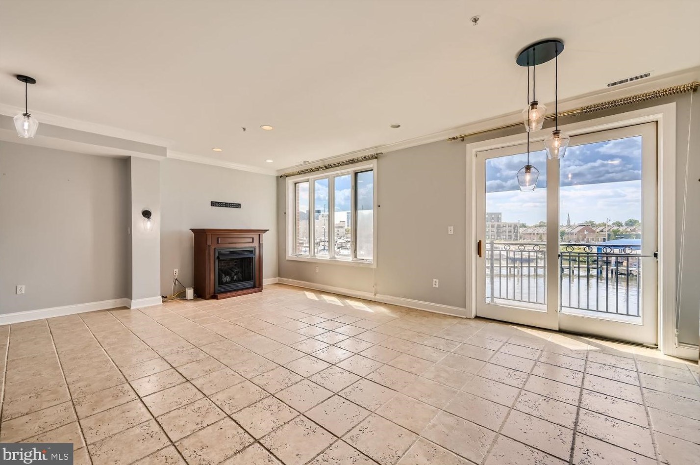 2327 Boston St Unit 7, Baltimore, MD 21224