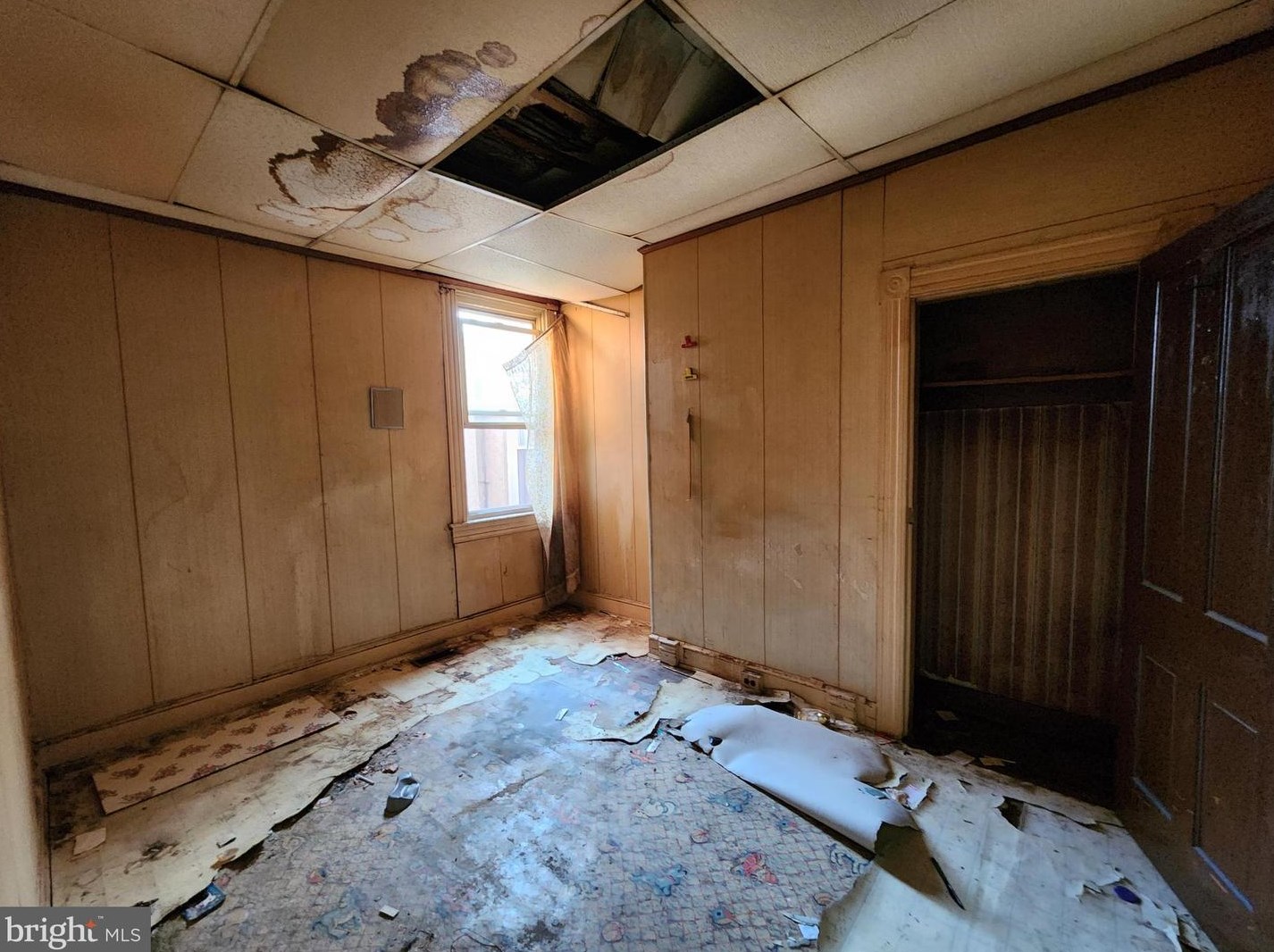 2504 Baltimore St, Baltimore MD  21223-1127 exterior