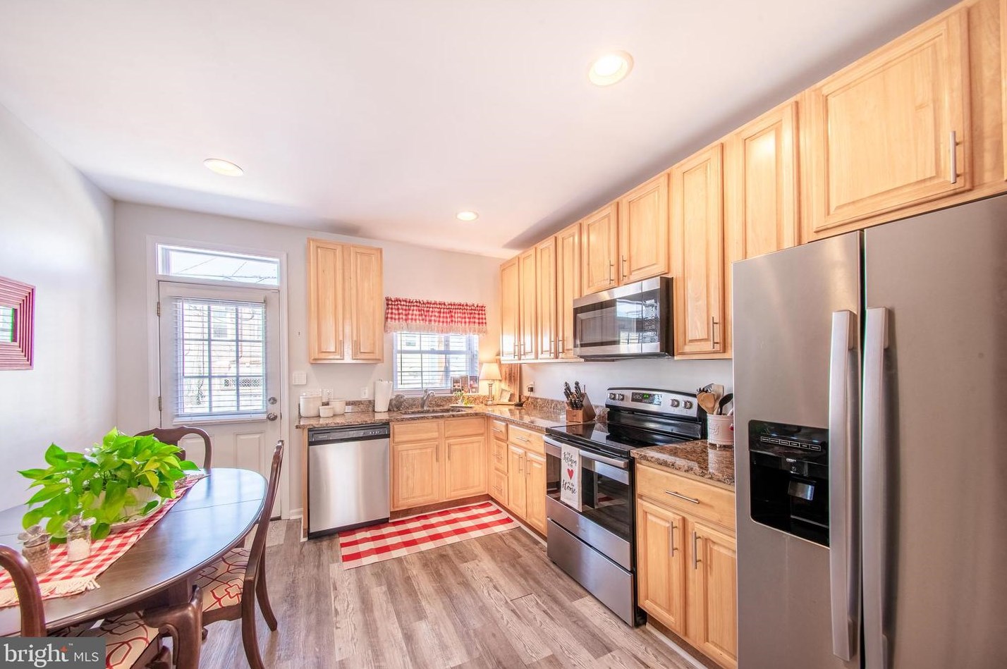 30 Curley St, Baltimore MD  21224-1329 exterior