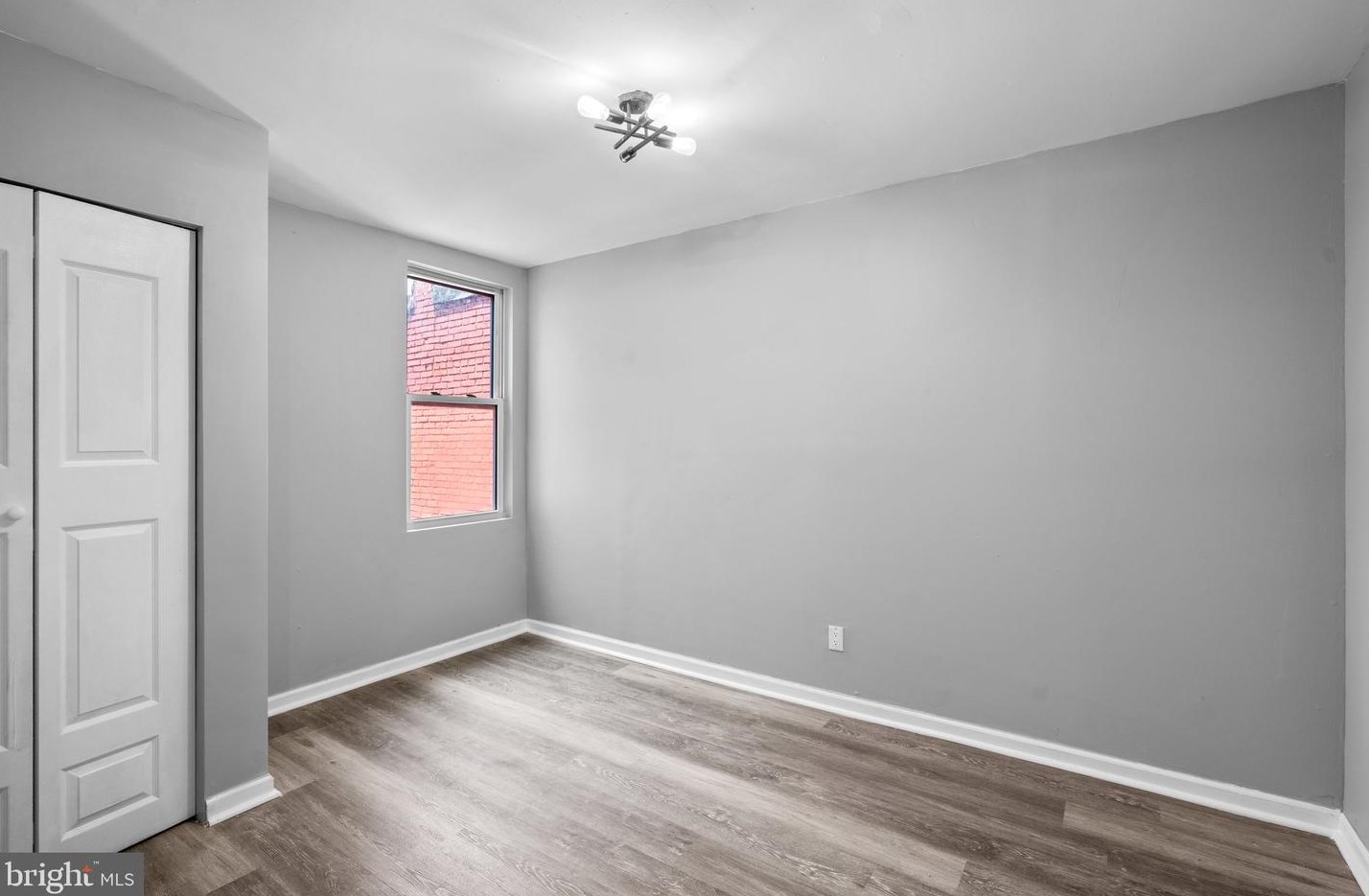 2800 Huntingdon Ave, Baltimore MD  21211-2921 exterior