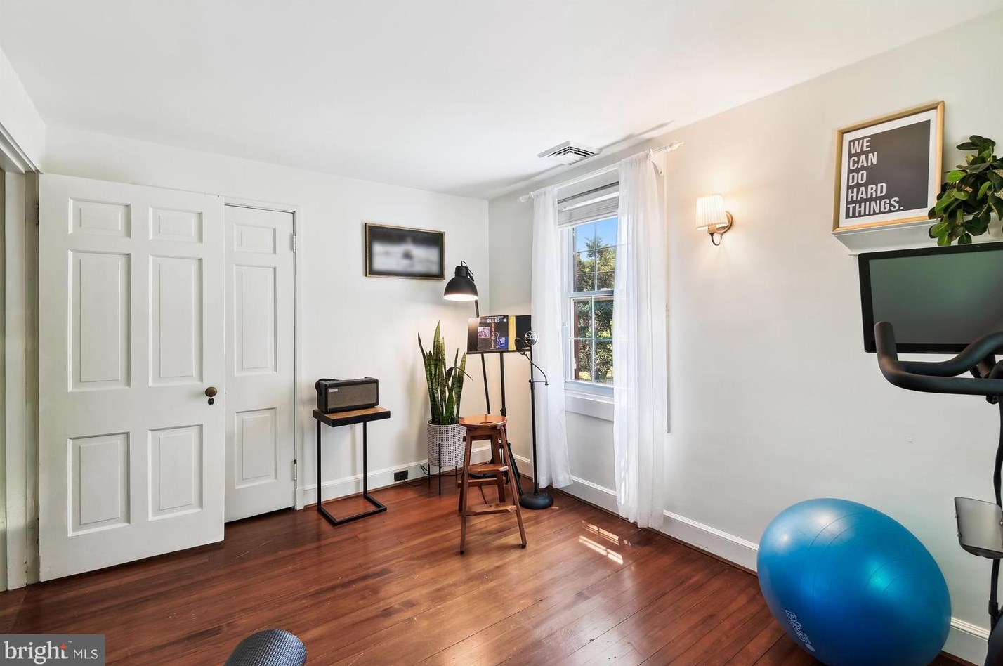 201 Cedarcroft Rd, Baltimore MD  21212-2517 exterior