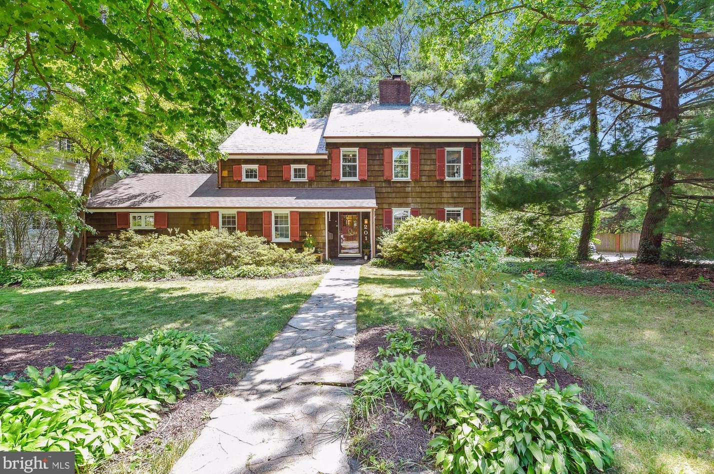 201 Cedarcroft Rd, Baltimore MD  21212-2517 exterior