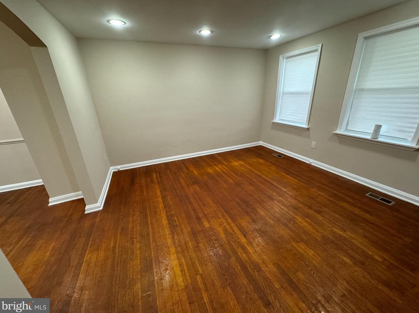 1331 Gittings Ave, Baltimore MD  21239-1802 exterior