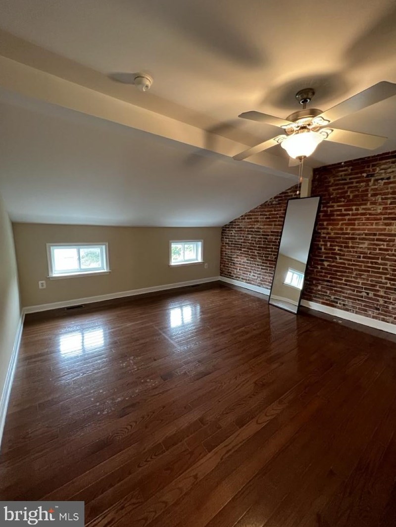 635 Paca St, Baltimore MD 21201-1919 exterior