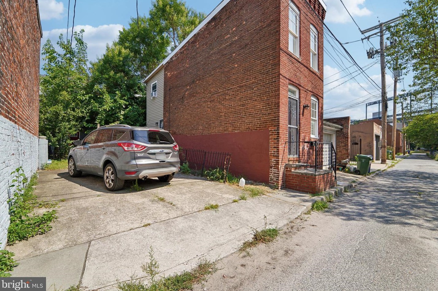 635 Paca St, Baltimore MD 21201-1919 exterior