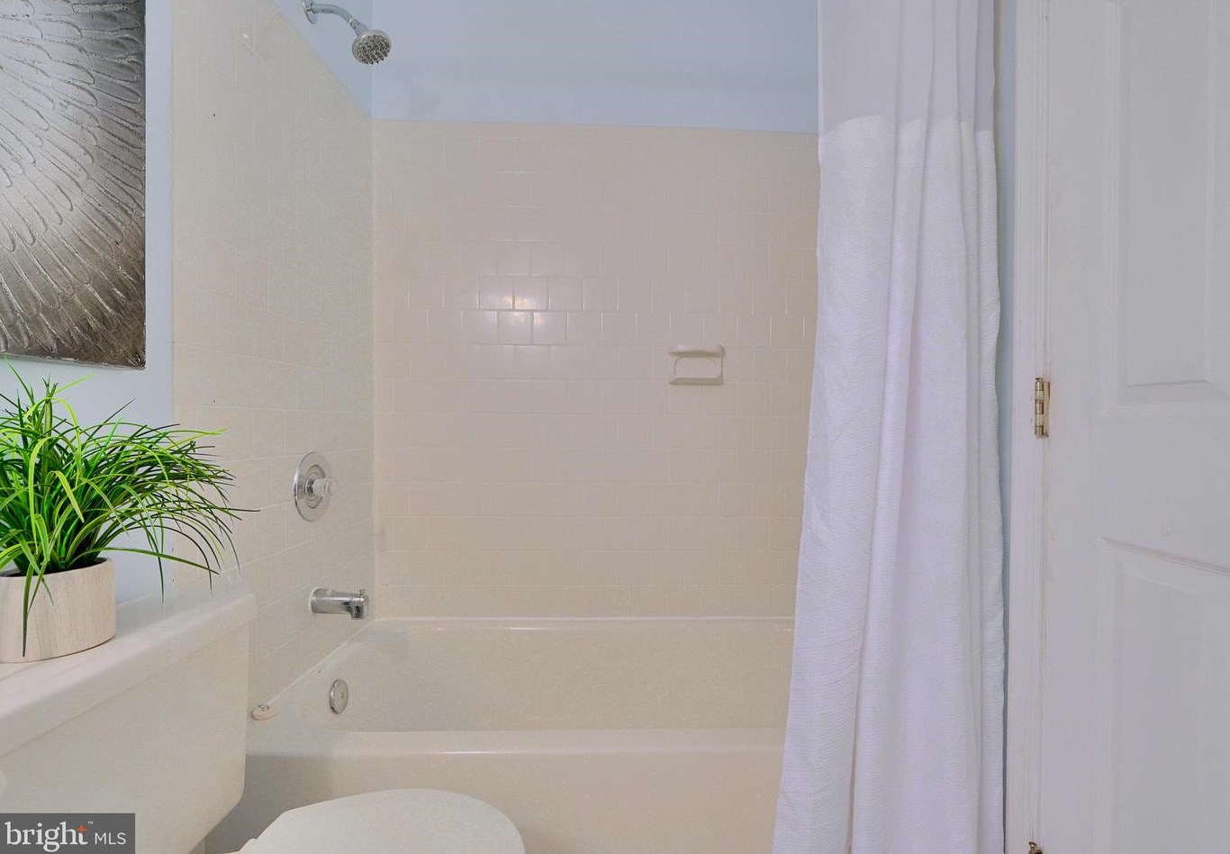 1925 Bank St, Baltimore MD  21231-2512 exterior