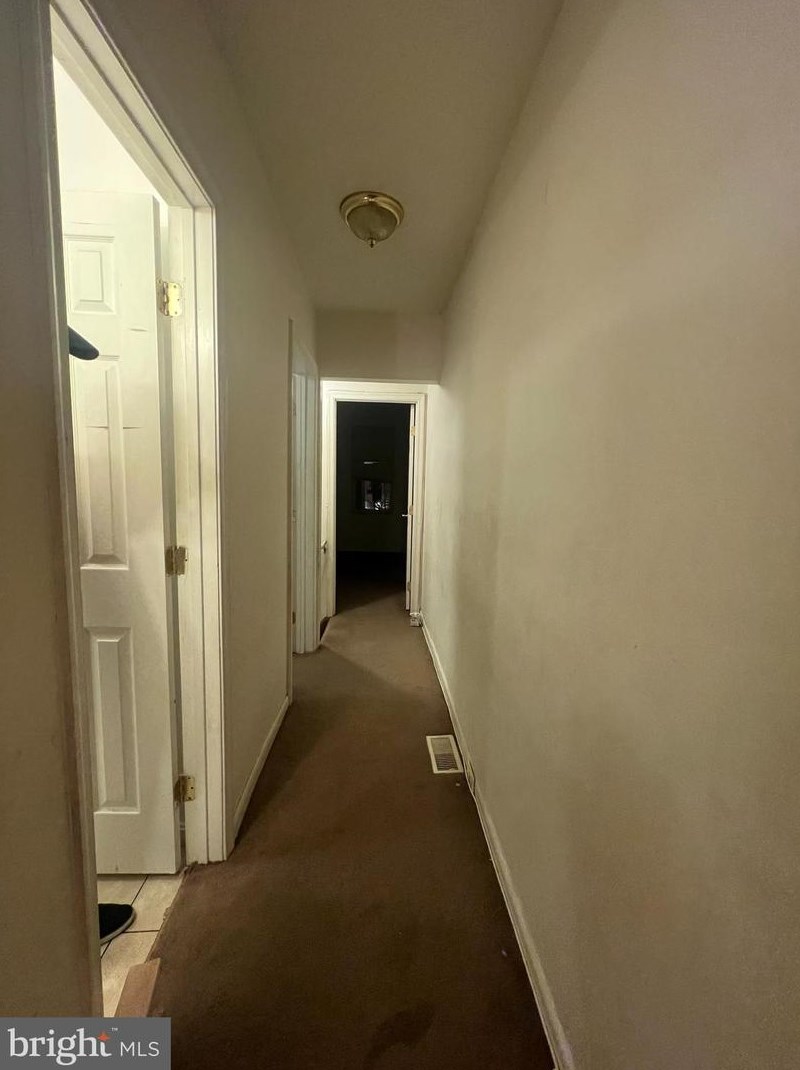 1104 Hamburg St, Baltimore MD  21230-1911 exterior