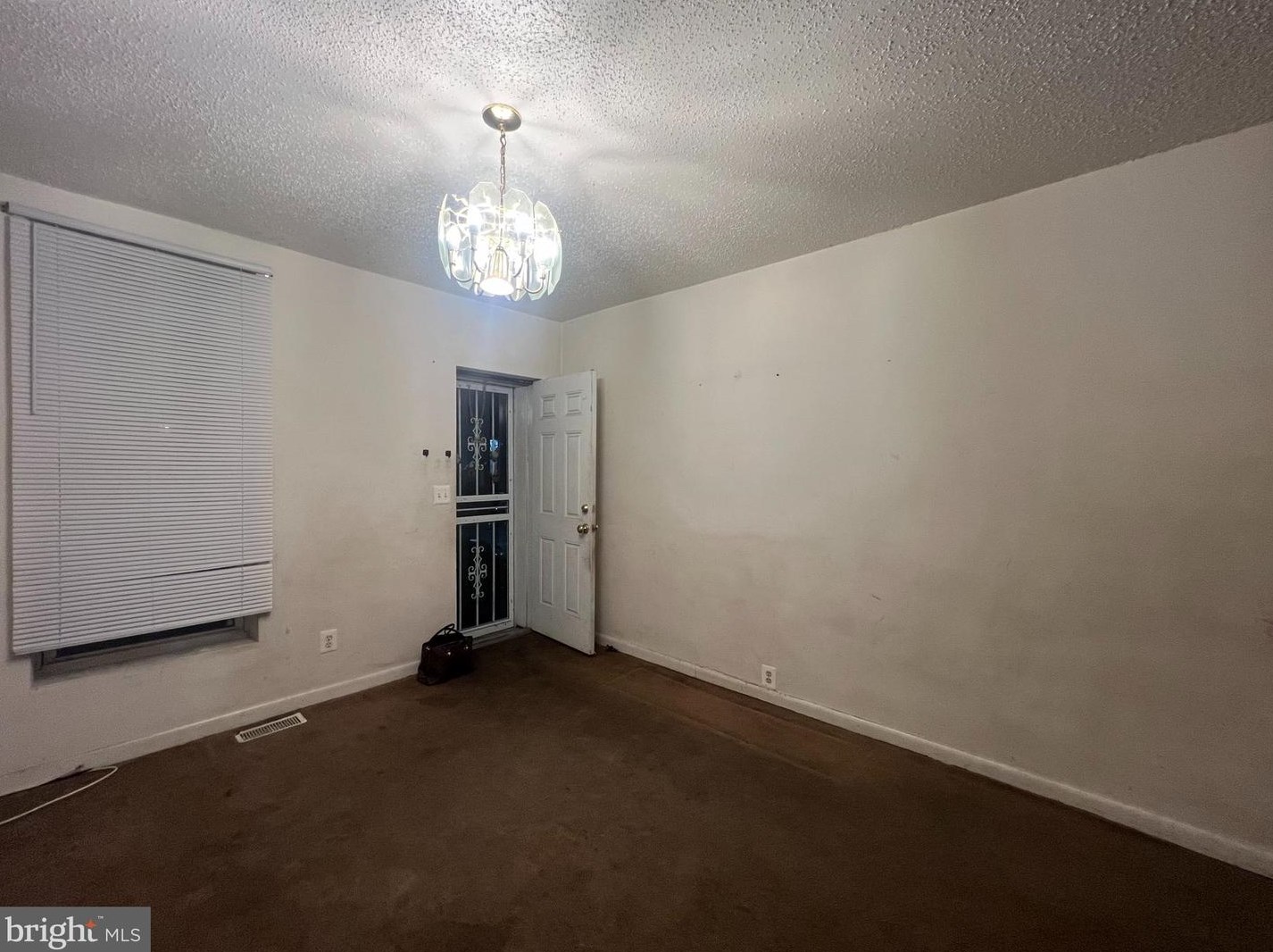 1104 Hamburg St, Baltimore MD  21230-1911 exterior