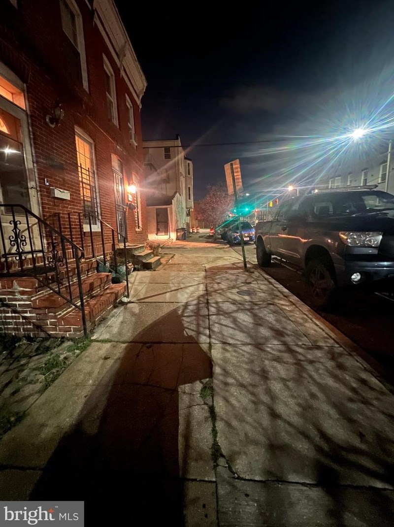 1104 Hamburg St, Baltimore MD  21230-1911 exterior