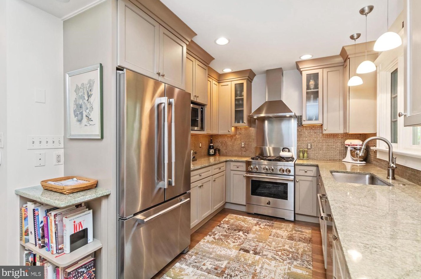 401 Edgevale Rd, Baltimore MD  21210-1915 exterior