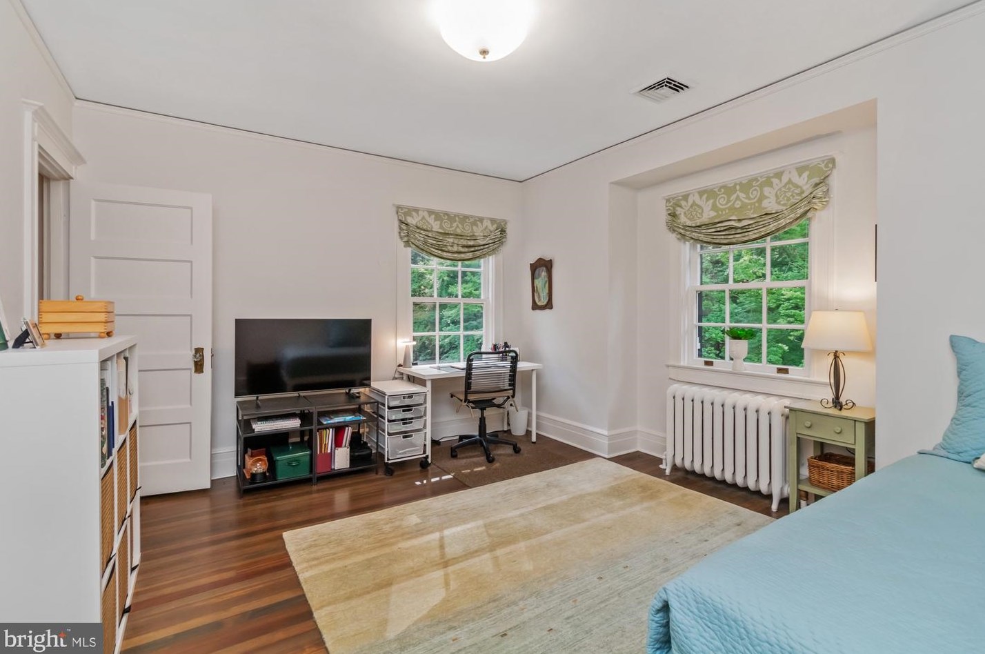 401 Edgevale Rd, Baltimore MD  21210-1915 exterior