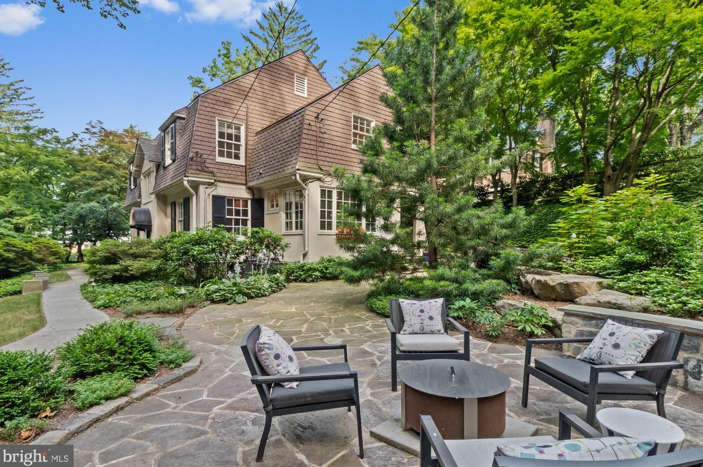 401 Edgevale Rd, Baltimore MD  21210-1915 exterior