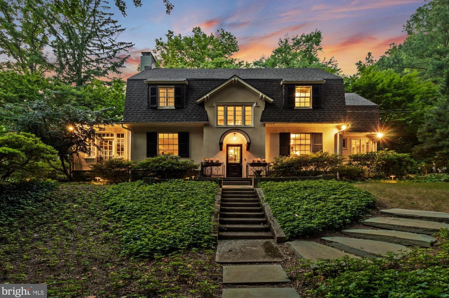 401 Edgevale Rd, Baltimore MD  21210-1915 exterior