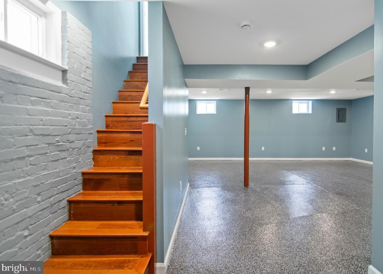 1309 Lakeside Ave, Baltimore MD  21218-3004 exterior