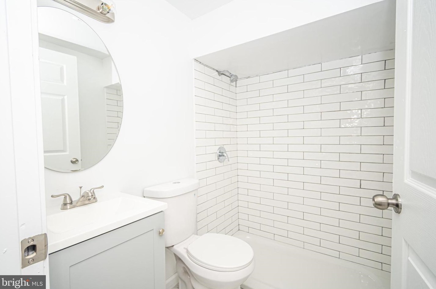 2027 Mcculloh St, Baltimore MD  21217-3530 exterior