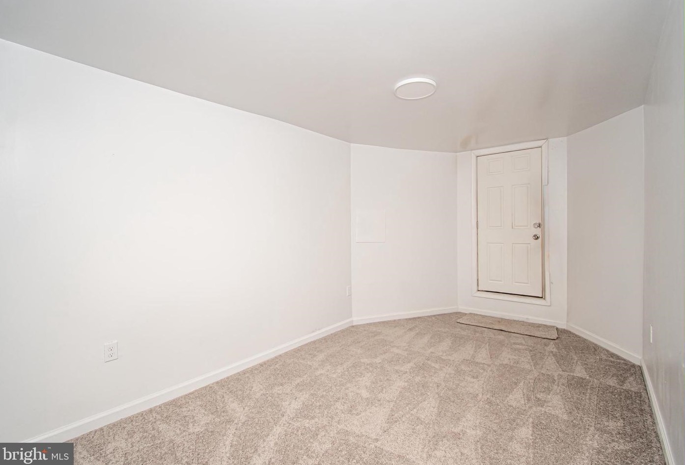 2027 Mcculloh St, Baltimore MD  21217-3530 exterior
