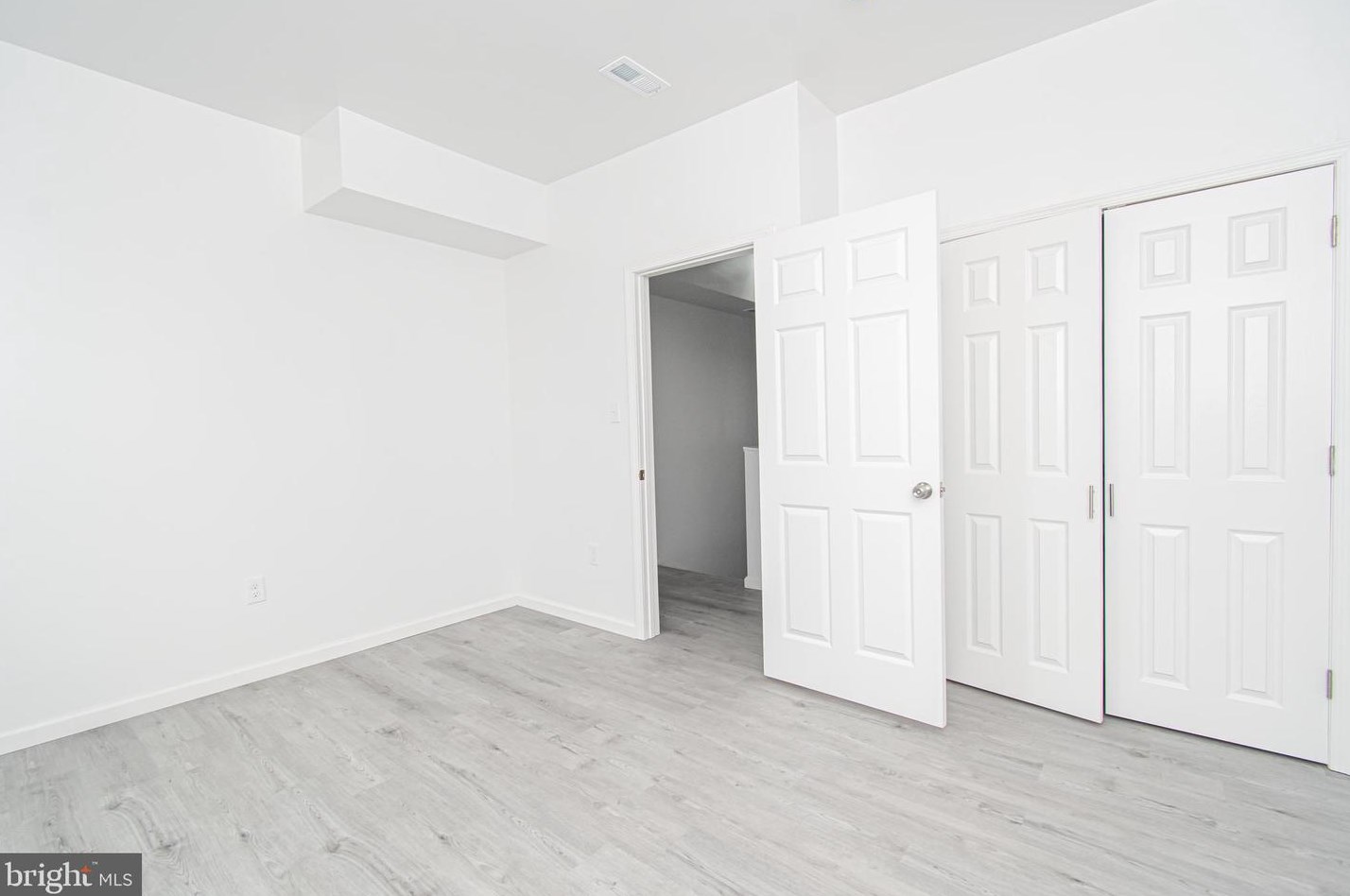 2027 Mcculloh St, Baltimore MD  21217-3530 exterior