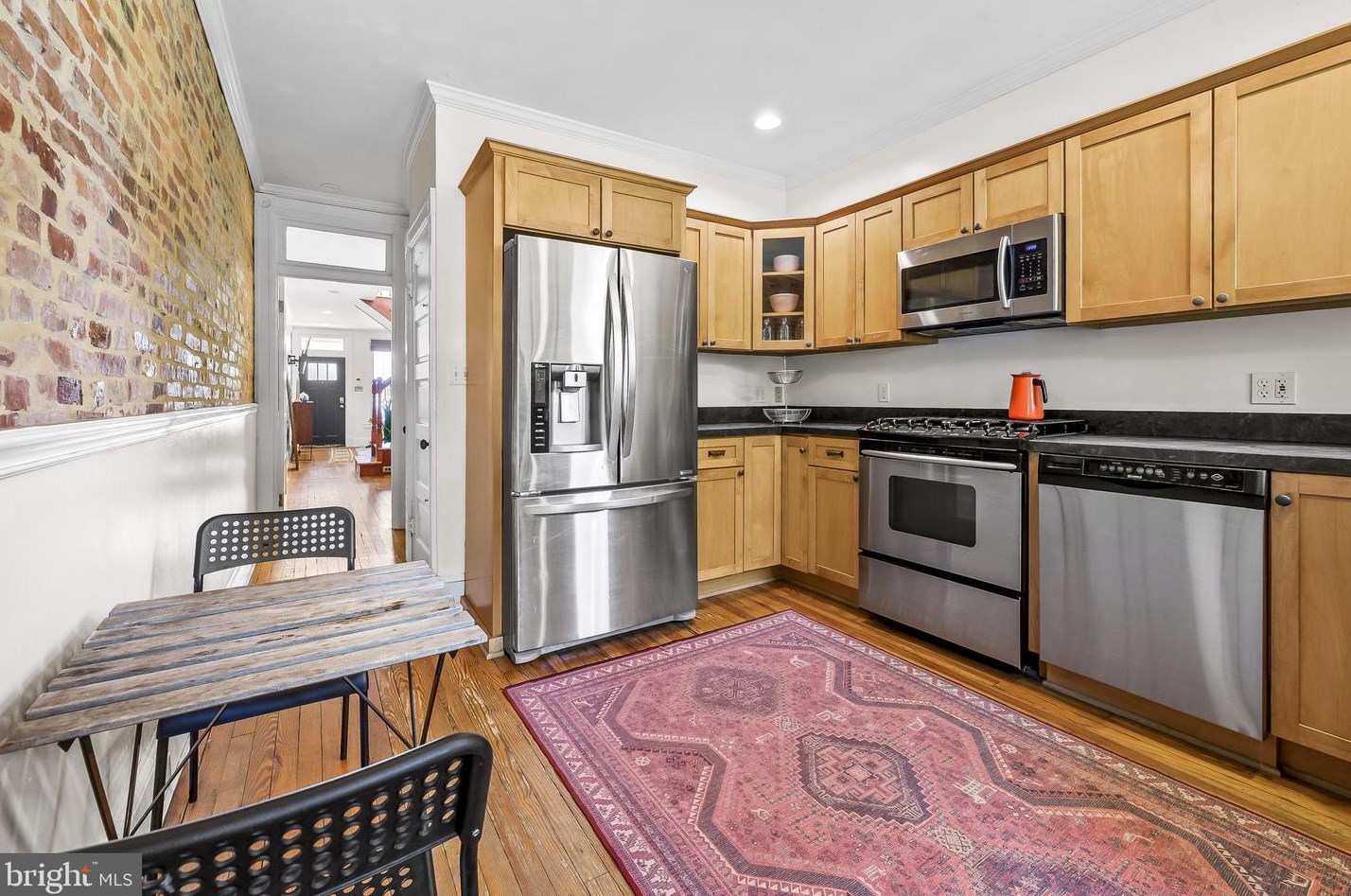 3831 Roland Ave, Baltimore MD  21211-2040 exterior