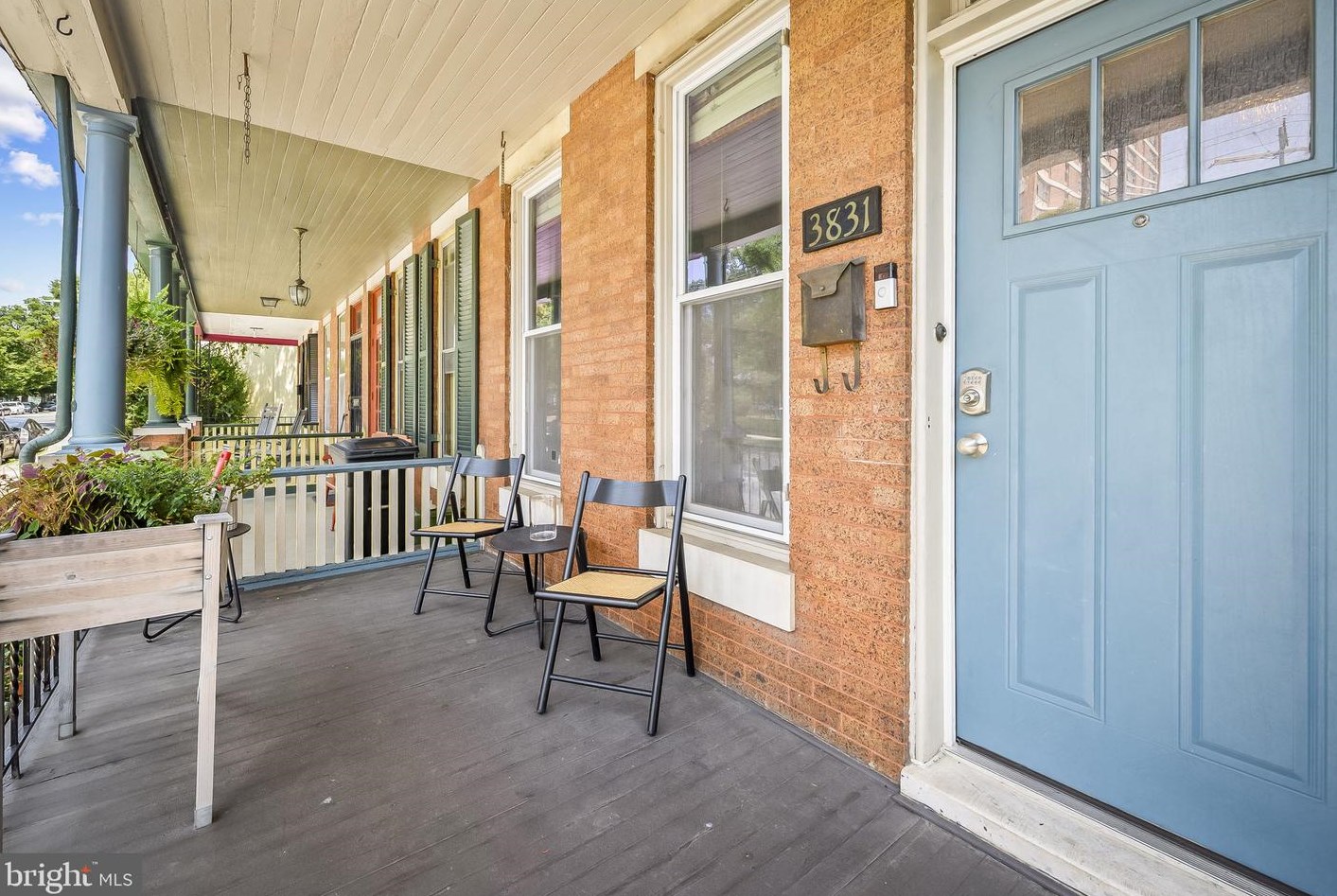 3831 Roland Ave, Baltimore MD  21211-2040 exterior