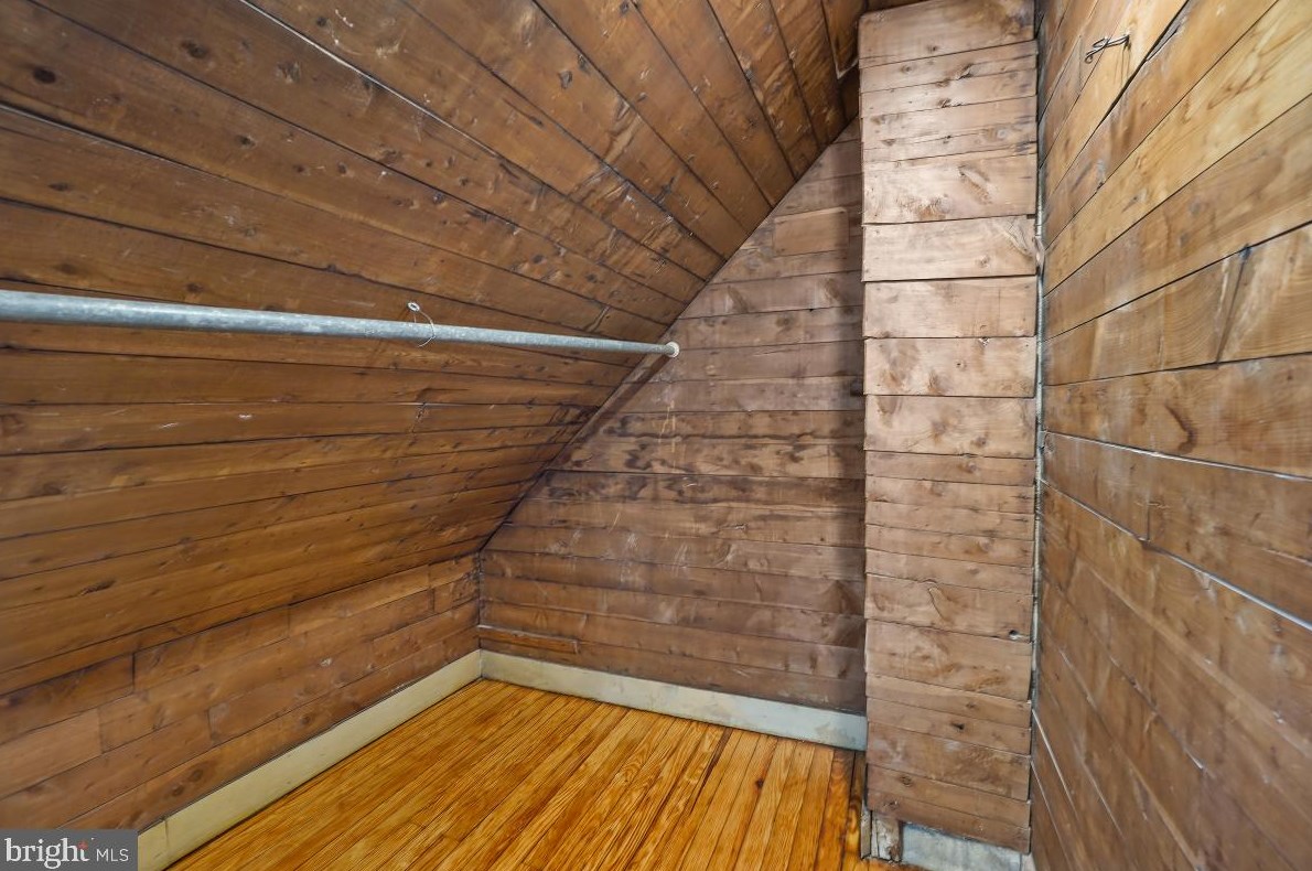 3031 Northern Pkwy, Baltimore MD 21215-4732 exterior