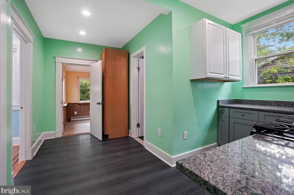 3031 Northern Pkwy, Baltimore MD 21215-4732 exterior