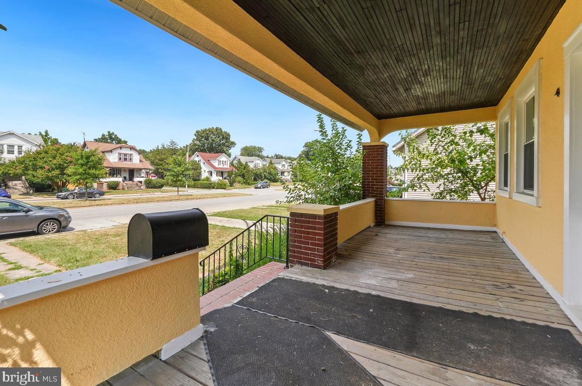 3031 Northern Pkwy, Baltimore MD 21215-4732 exterior