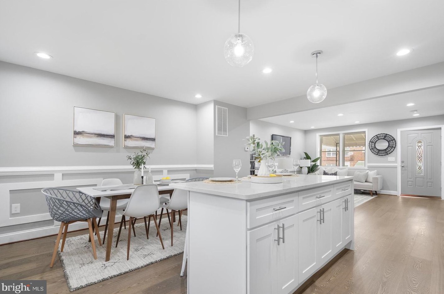 1002 Kevin Rd, Baltimore, MD 21229-1503