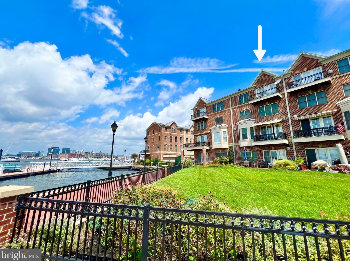 1255 Dockside Cir, Baltimore, MD 21224-4987