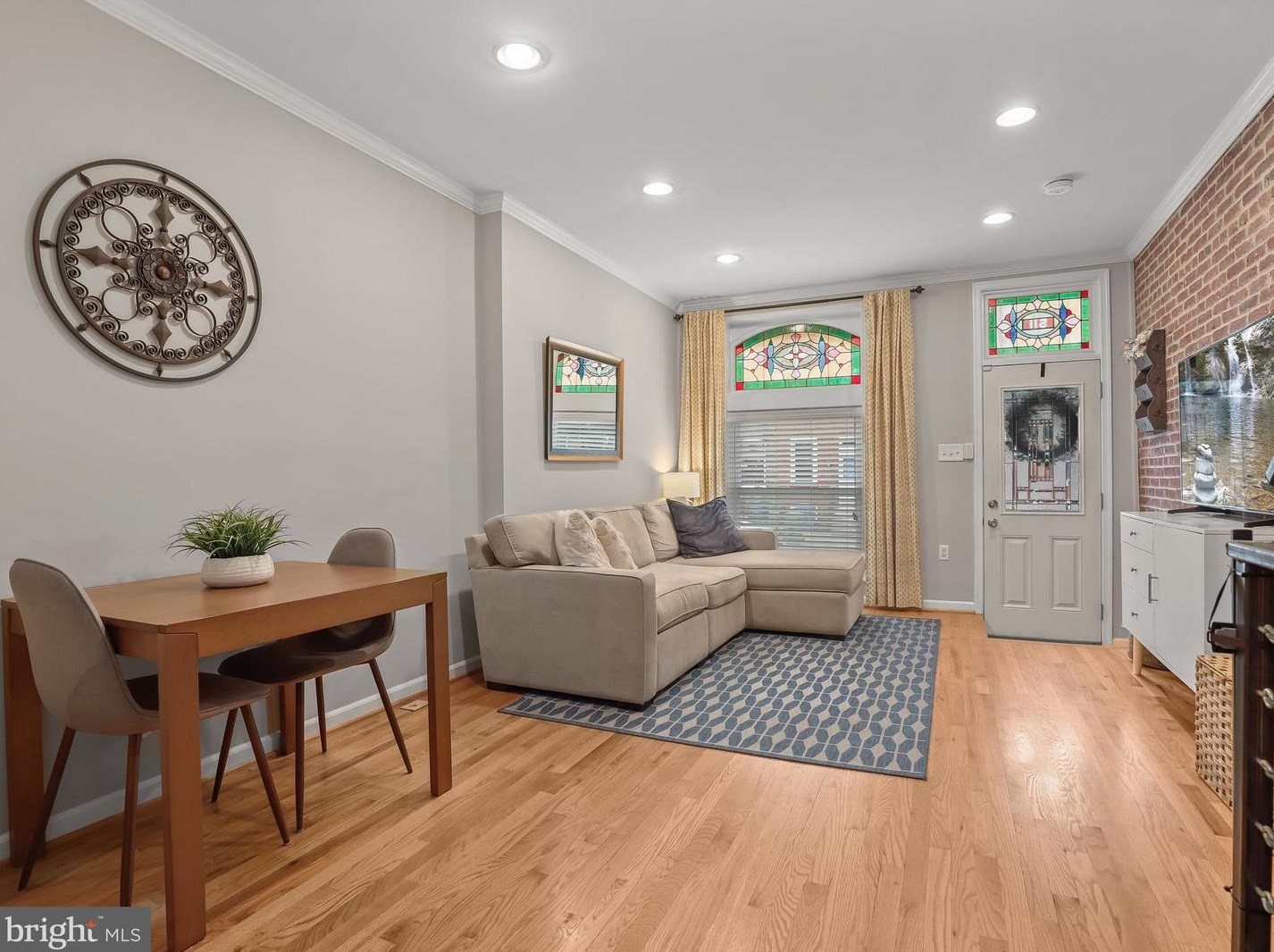 511 Luzerne Ave, Baltimore MD 21205-2610 exterior