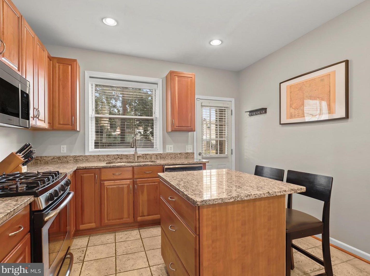 511 Luzerne Ave, Baltimore MD 21205-2610 exterior