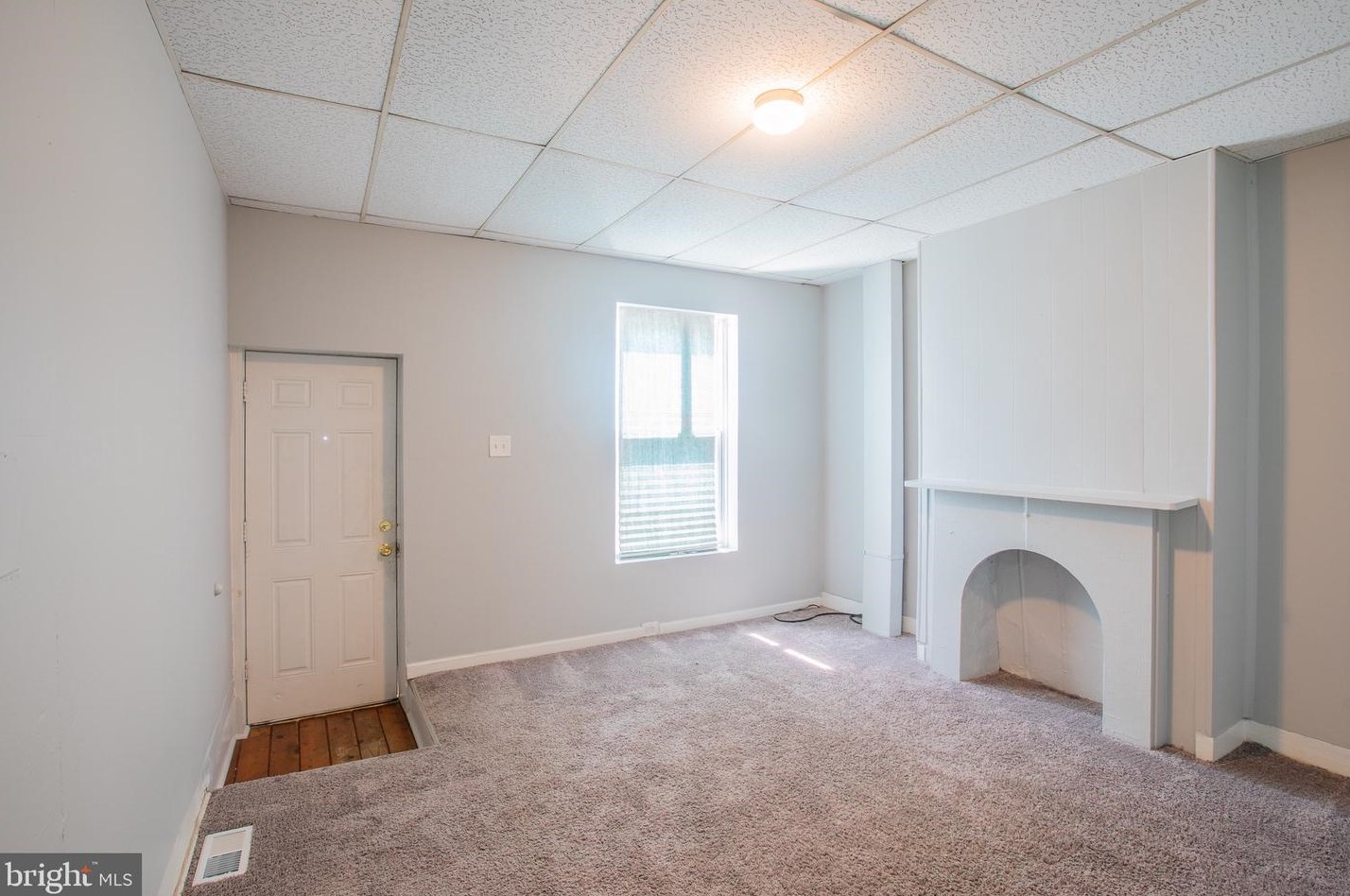 3656 Hanover St, Baltimore MD  21225-1705 exterior