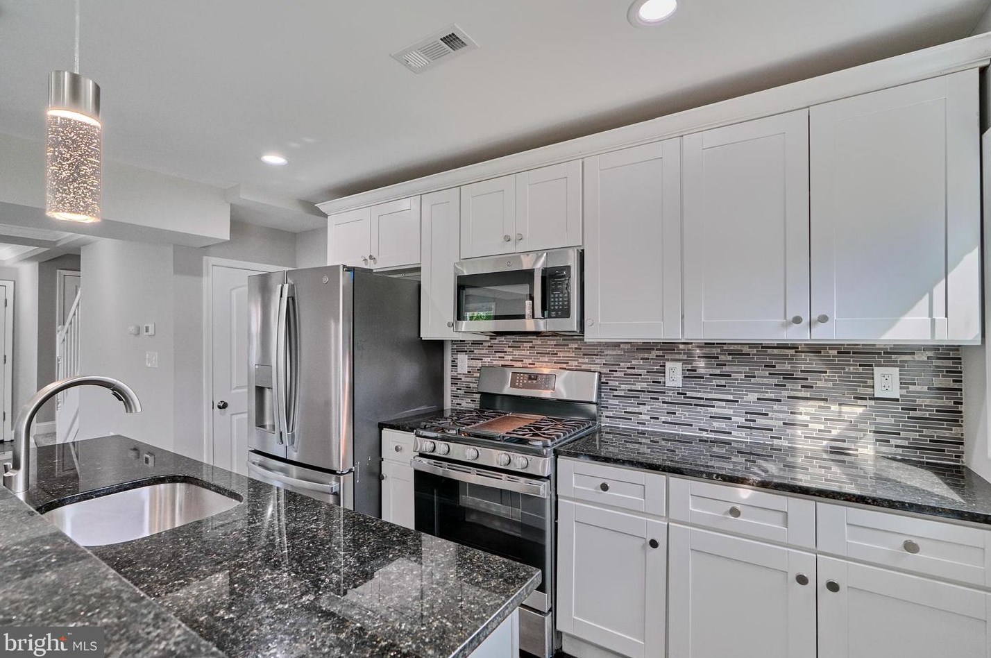 1819 Belvedere Ave, Baltimore MD  21239-3202 exterior