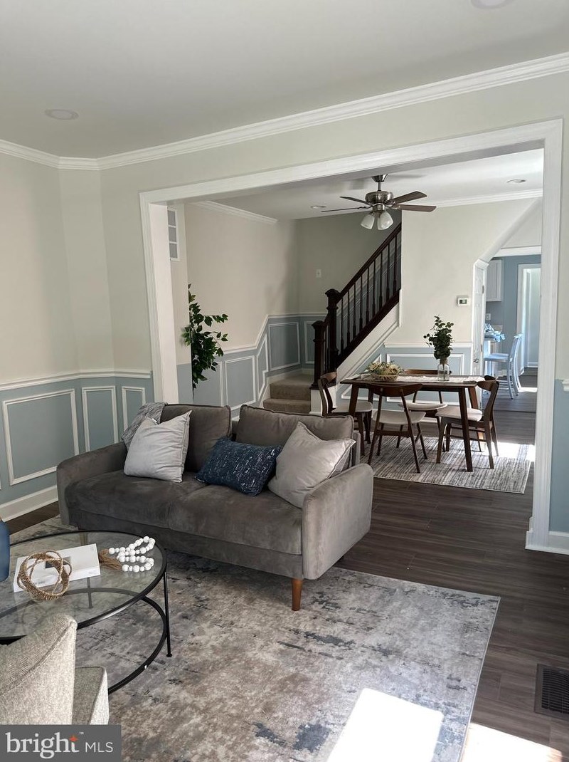 4108 Parkside Dr, Baltimore MD  21206-6330 exterior