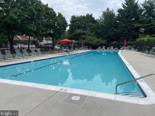 4440 Roland Spg Dr, Baltimore MD 21210-2707 exterior