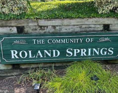 4440 Roland Spg Dr, Baltimore MD 21210-2707 exterior