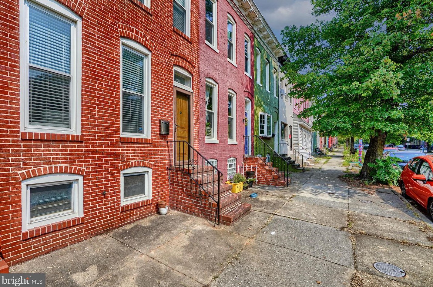 2938 Keswick Rd, Baltimore, MD 21211-2732