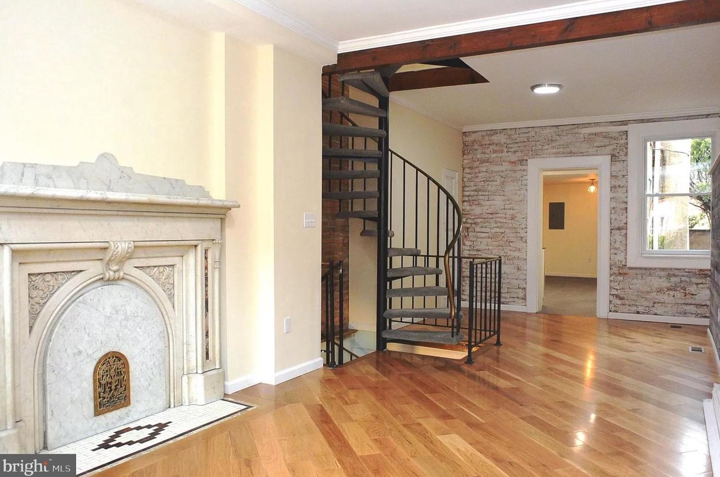 104 Warren Ave, Baltimore, MD 21230