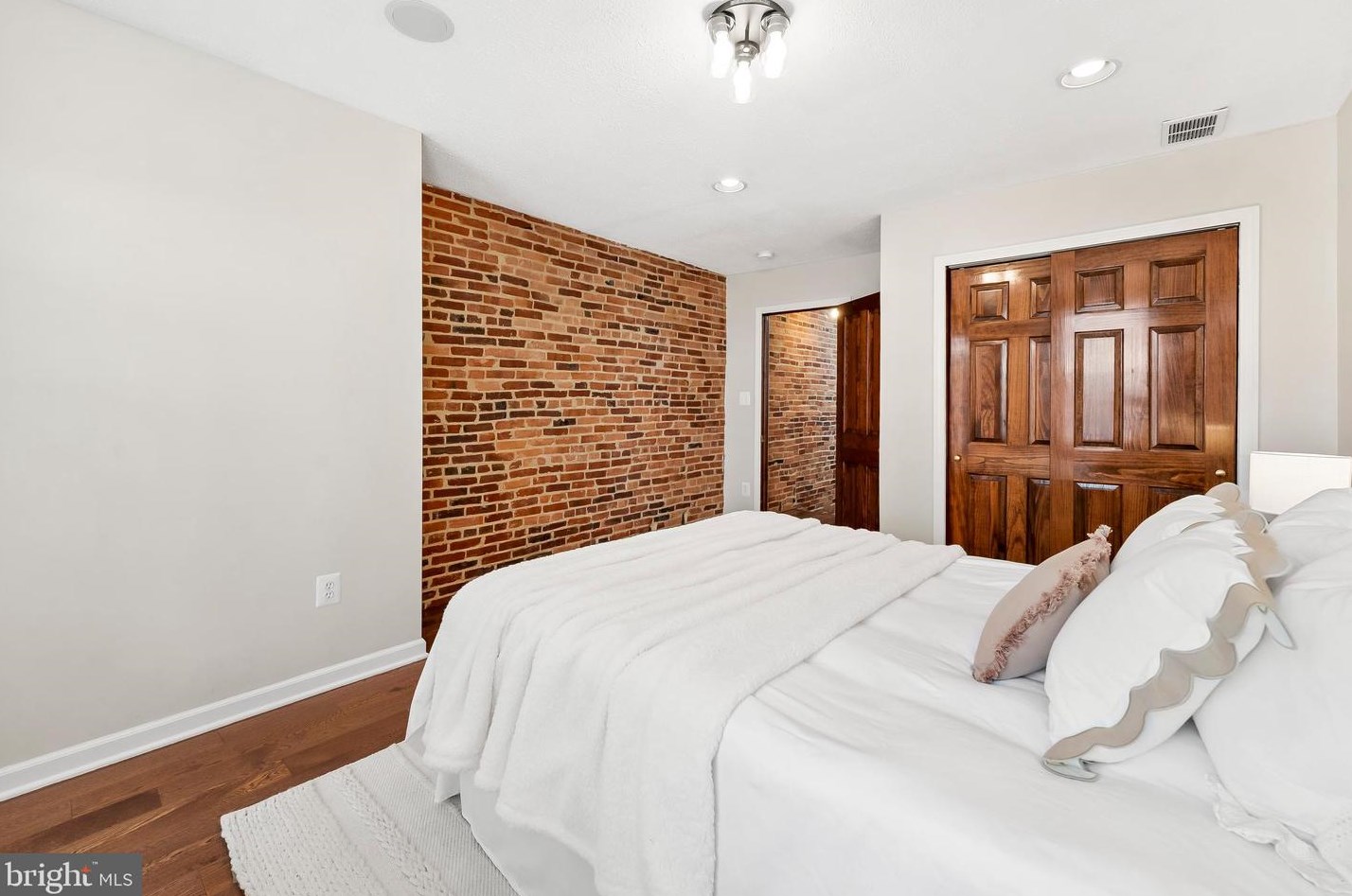 740 Potomac St, Baltimore MD  21224-3955 exterior