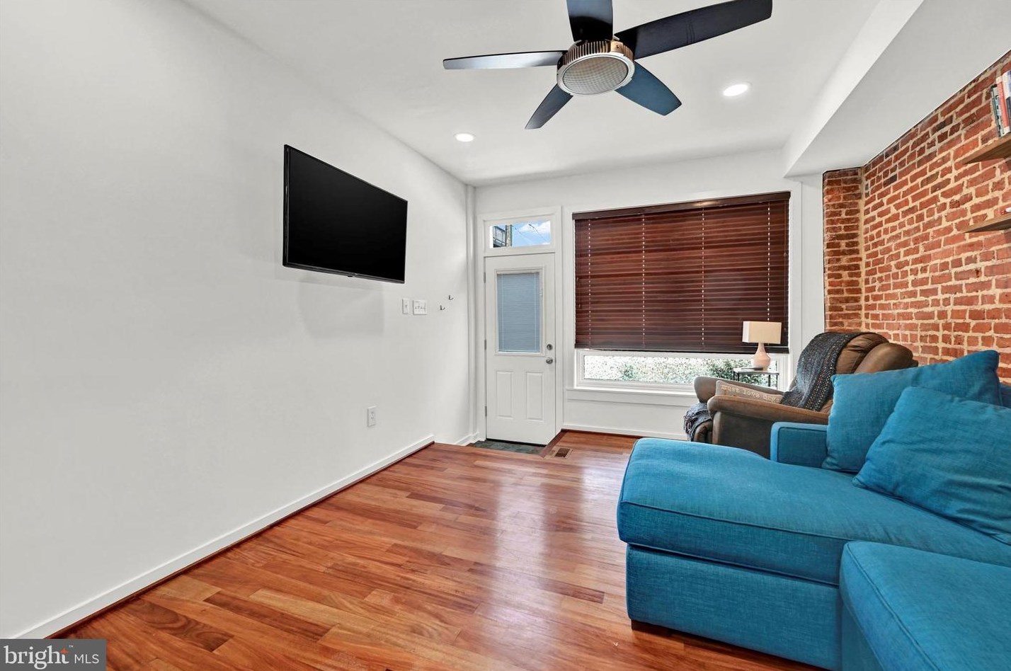 1 Decker Ave, Baltimore MD  21224-1354 exterior