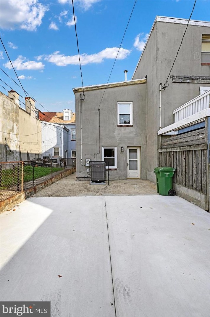 534 Paca St, Baltimore MD 21230-1918 exterior