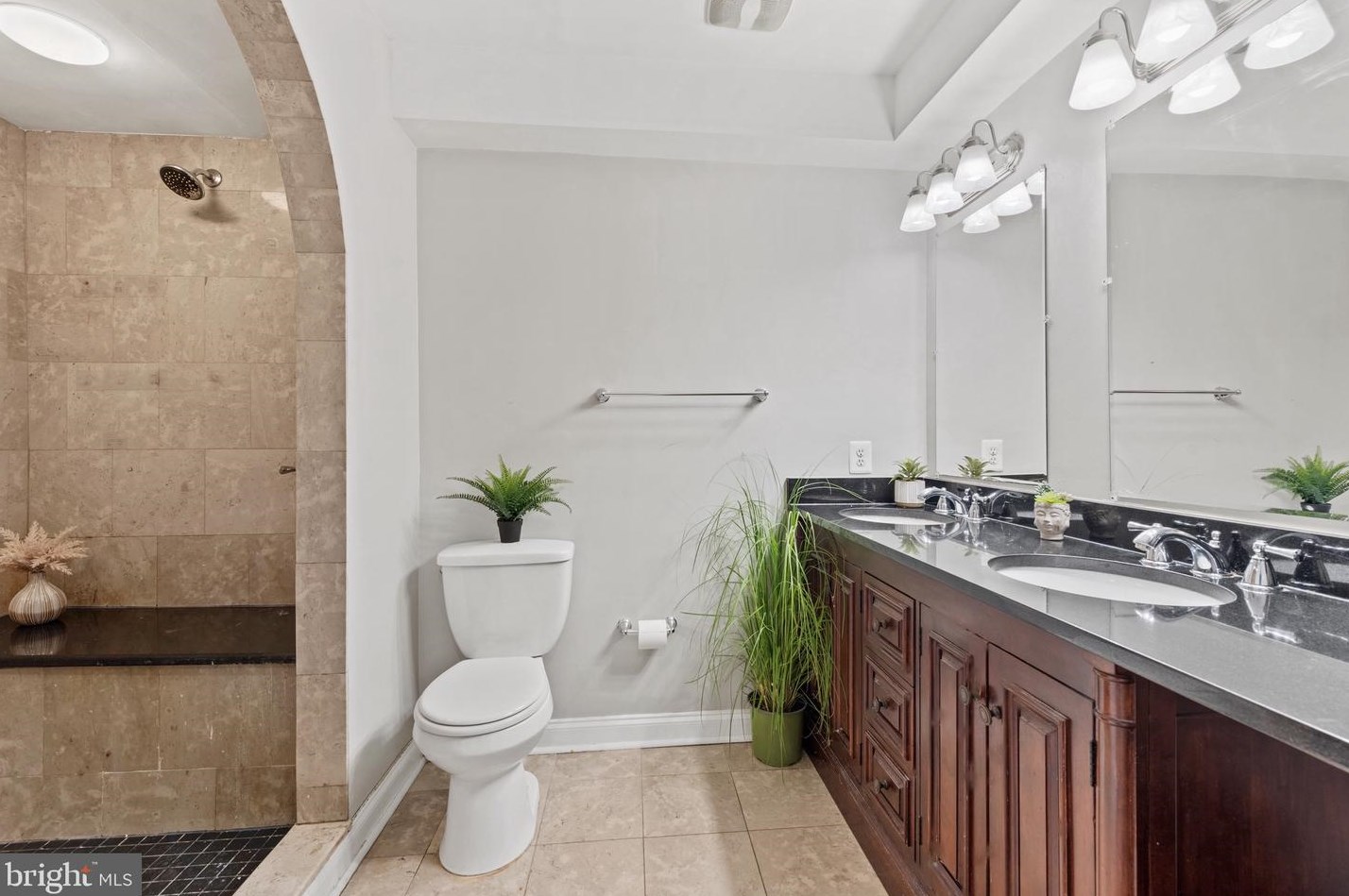 1705 Light St, Baltimore MD 21230-3935 exterior