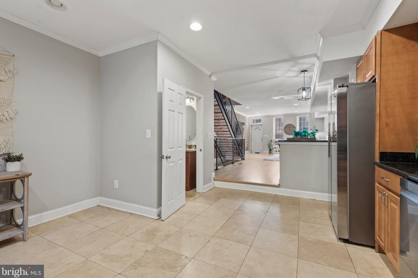 1705 Light St, Baltimore MD 21230-3935 exterior