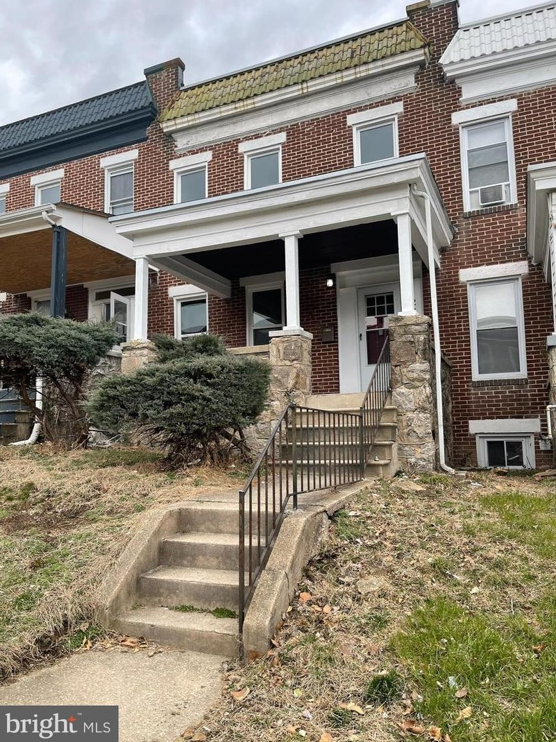 2814 Presstman St, Baltimore, MD 21216-4026