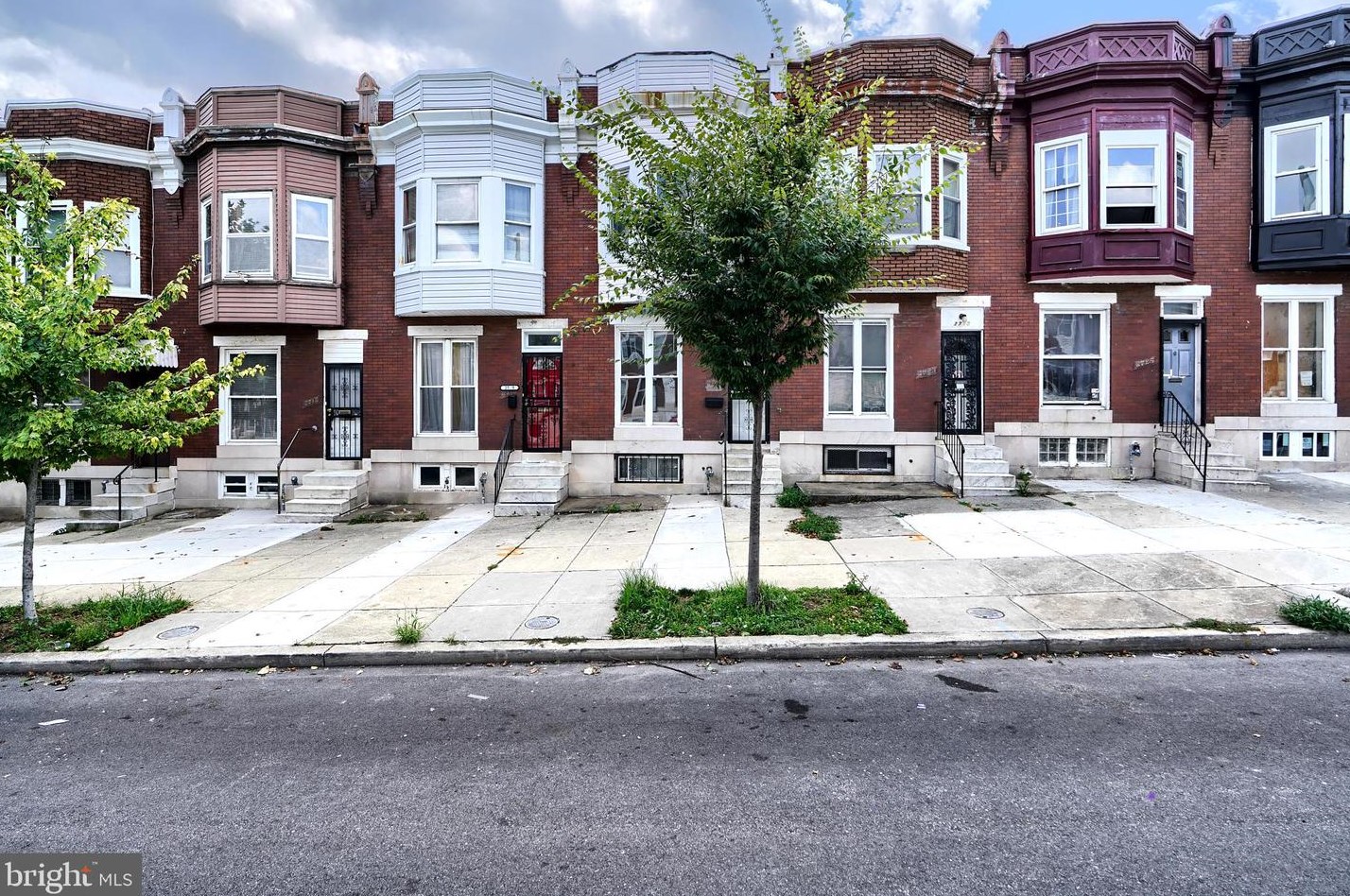 2721 Edmondson Ave, Baltimore MD  21223-1008 exterior