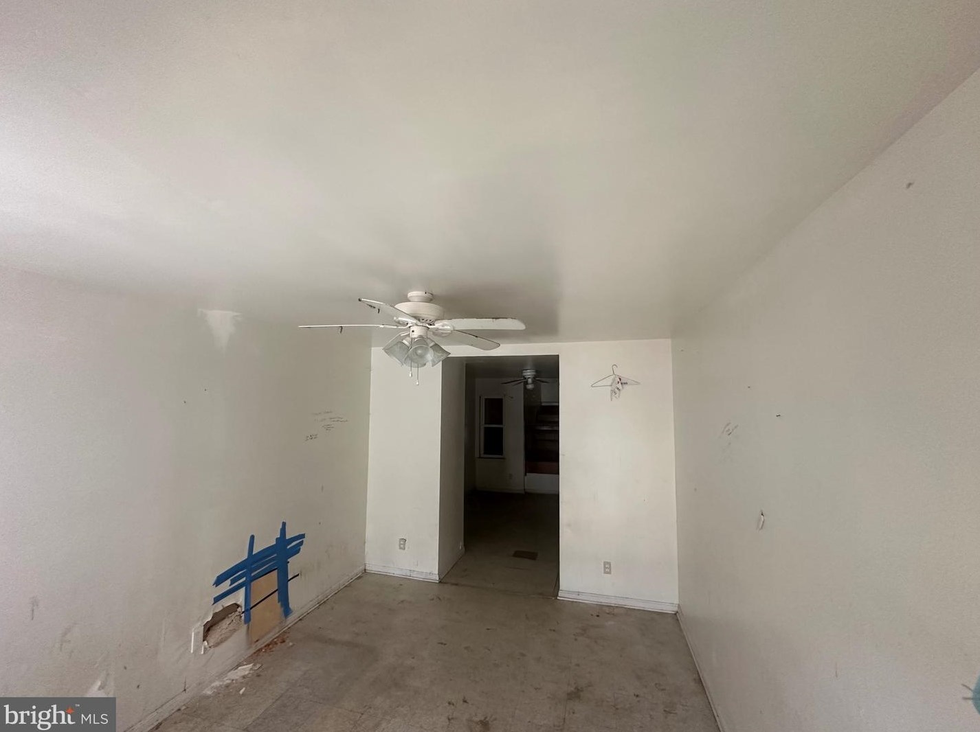 2214 Fayette St, Baltimore, MD 21231-1318