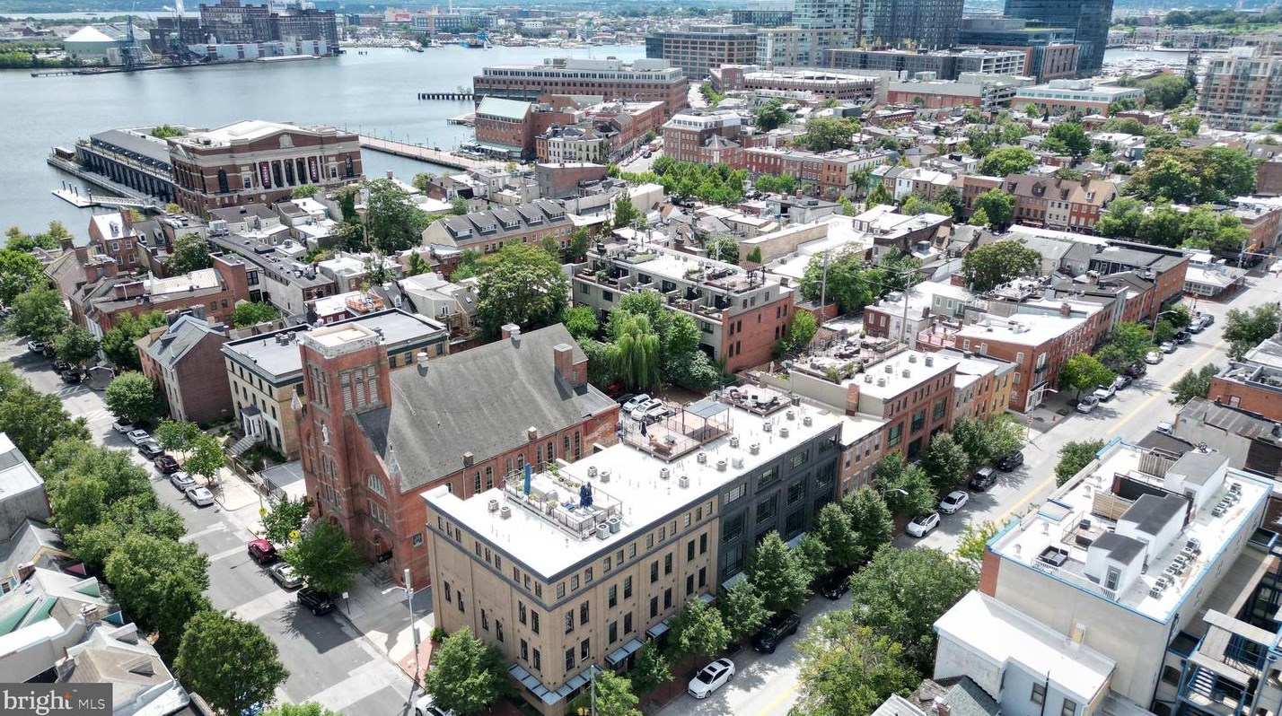 1741 Aliceanna St, Baltimore MD 21202-4647 exterior