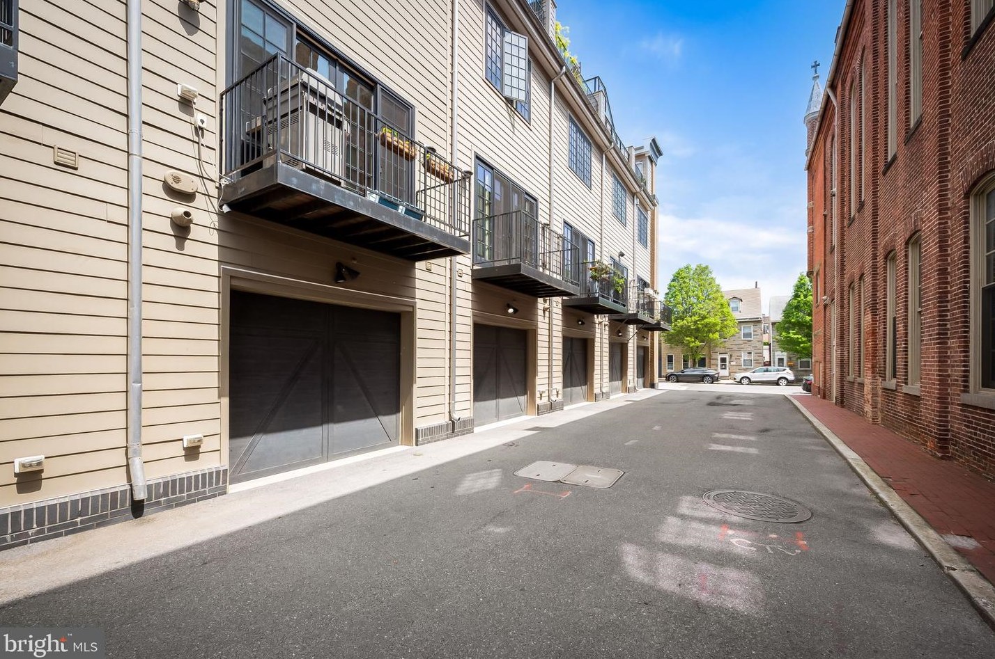 1741 Aliceanna St, Baltimore MD 21202-4647 exterior