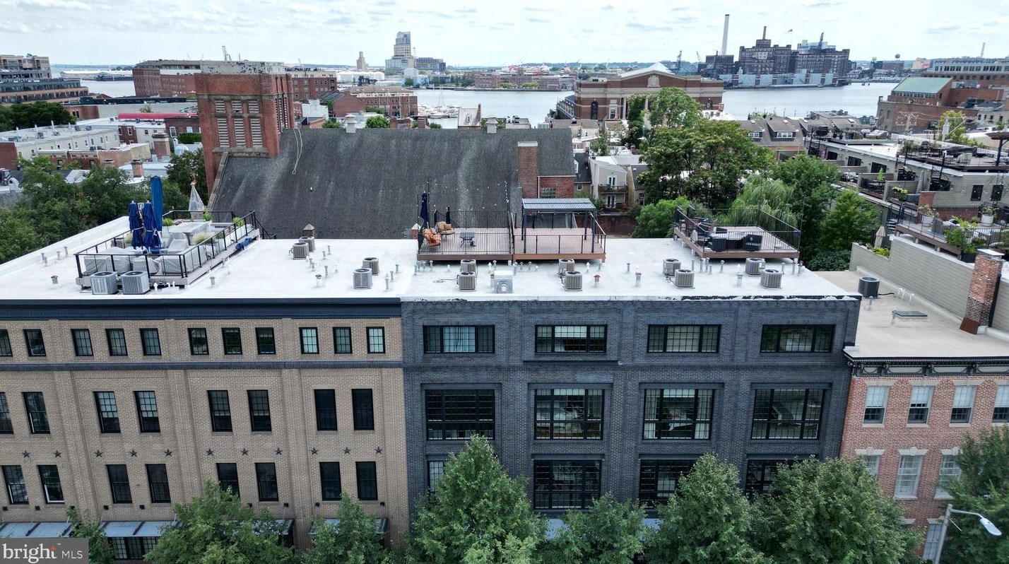 1741 Aliceanna St, Baltimore MD 21202-4647 exterior