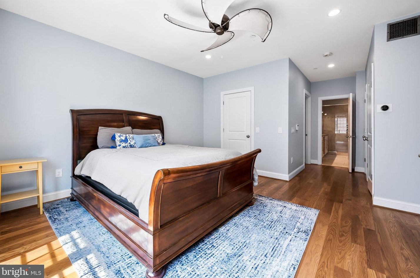 1741 Aliceanna St, Baltimore MD 21202-4647 exterior