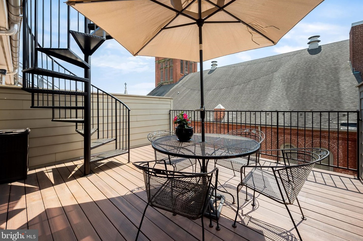 1741 Aliceanna St, Baltimore MD 21202-4647 exterior